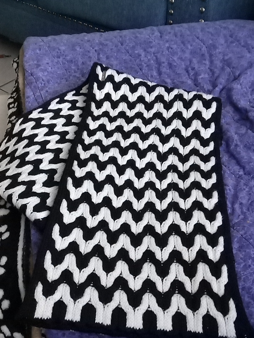 Calvin Klein Black and White Knit Chevron Infinity Scraf